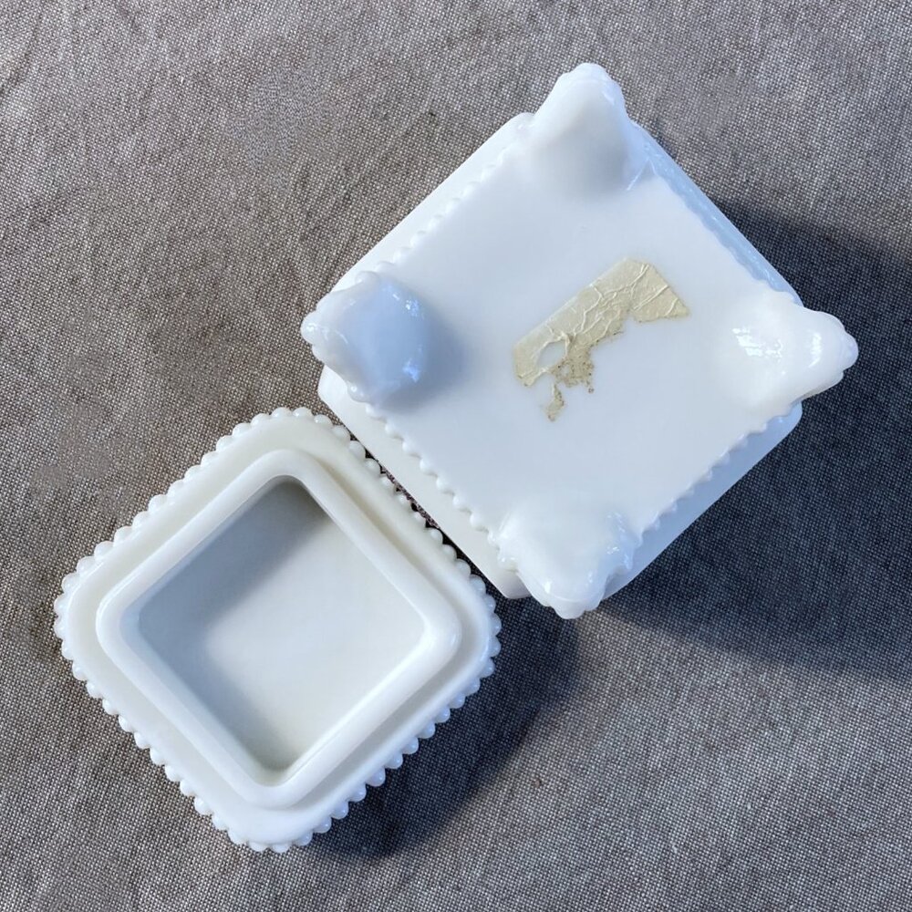 Westmoreland Milk Glass Trinket Box, Hand Painted, Sugared Floral, Vintage - Picture 9 of 11